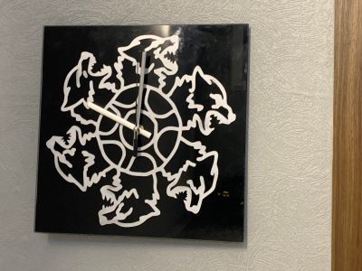 Черное стекло