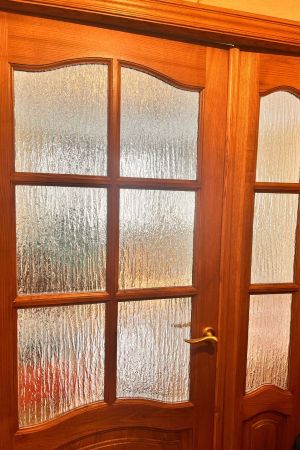 Рифленое стекло для межкомнатных дверей