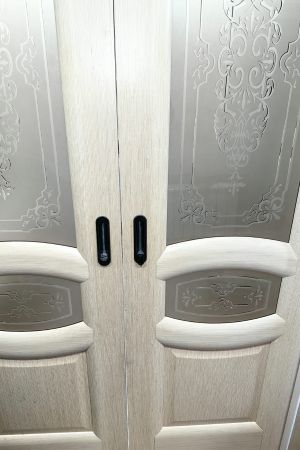 Матовое стекло с рисунком в межкомнатную дверь