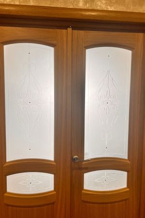 Стекло с матовым рисунком и фьюзингом