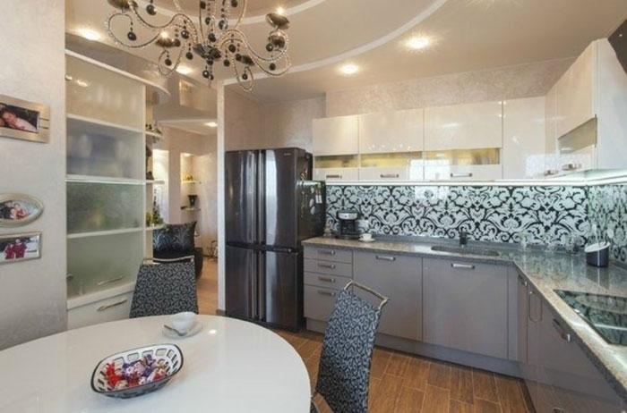 Стеклянный кухонный фартук