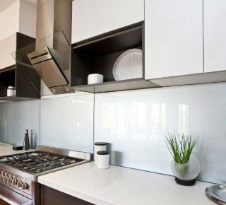 Фартук из матового стекла