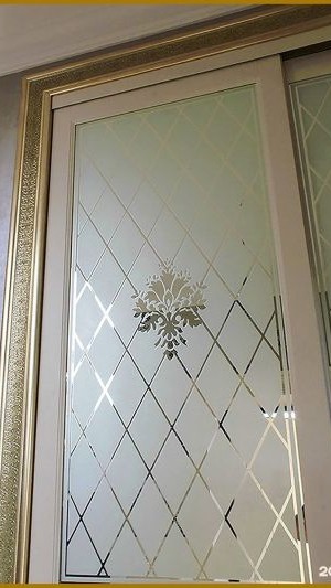 ВИТРАЖИ НА ЗЕРКАЛАХ