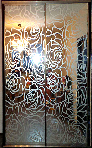 Пескоструйный матовый рисунок.