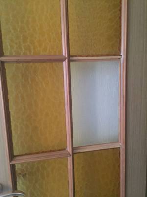 Узорчатое стекло по ячейкам двери Атлантик золото