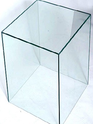 Склеенный стеклянный колпак