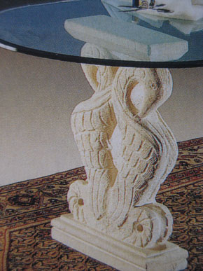 Стеклянный компьютерный стол