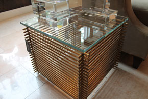 Квадратные стеклянные столешницы на стол