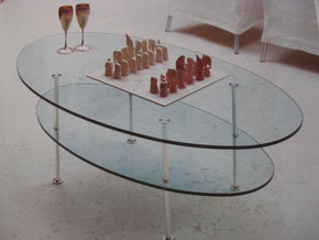 Овальная столешница из прозрачного стекла