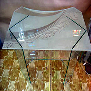 Стеклянные столешницы